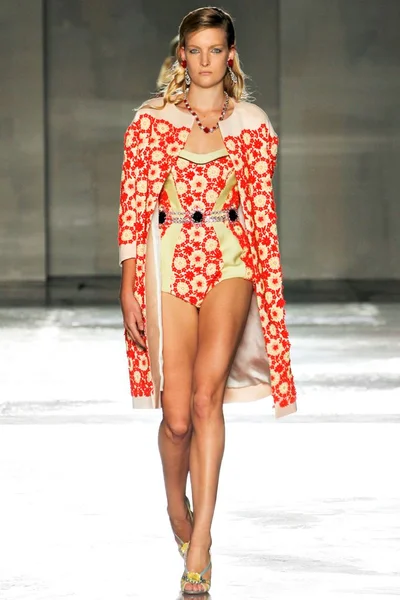 Look 40